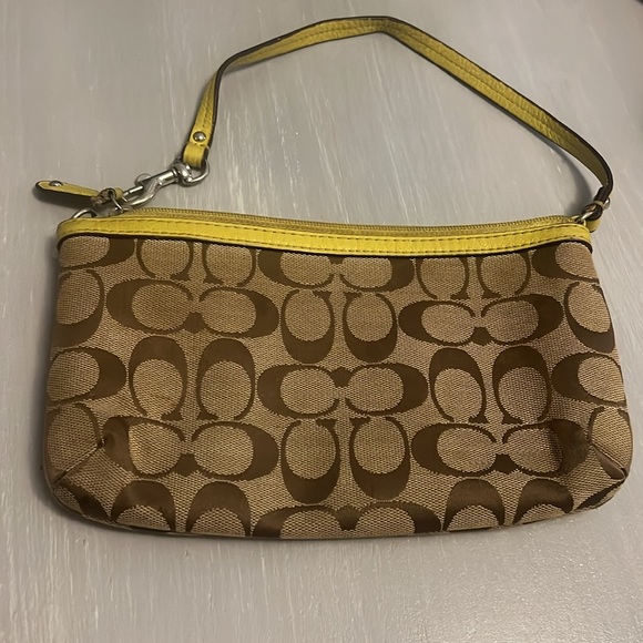 Coach Brown and Yellow Women's large wrislet - Picture 3 of 10